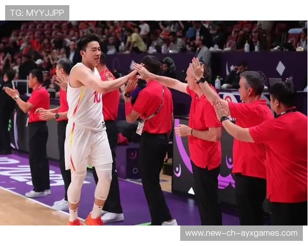 中国篮球的希望来自新一代，中国篮球现状的看法和未来的展望